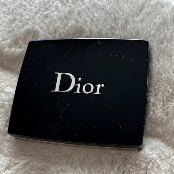 Dior Blush, Poison Matte - Picture 2 of 3